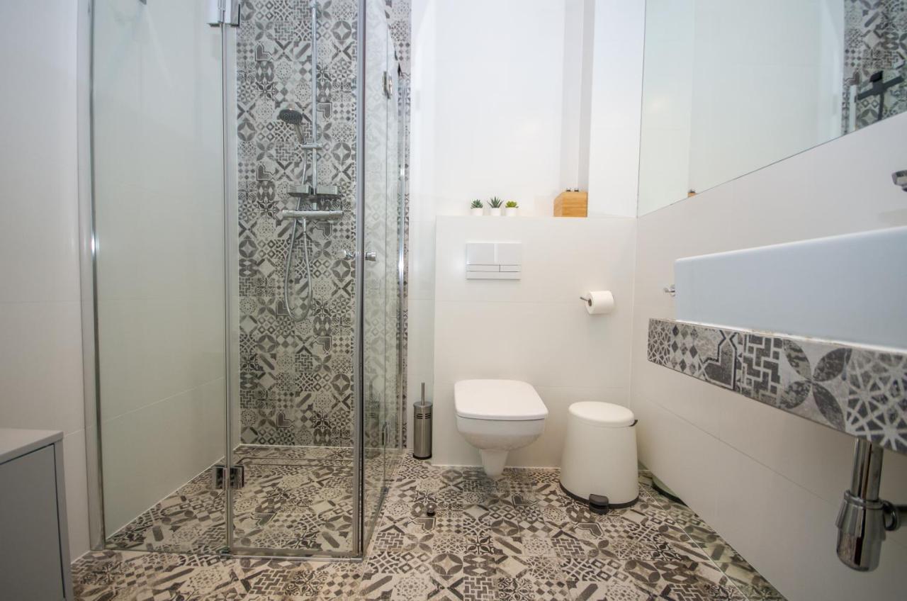 Inpoint Wielopole 32 Boutique Apartments Old Town&Kazimierz District Cracovia Esterno foto