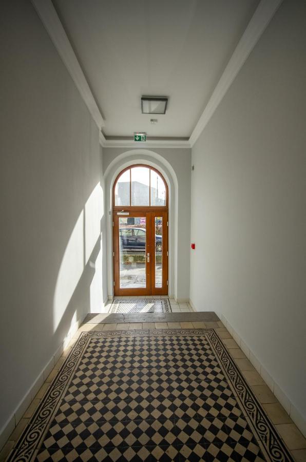 Inpoint Wielopole 32 Boutique Apartments Old Town&Kazimierz District Cracovia Esterno foto