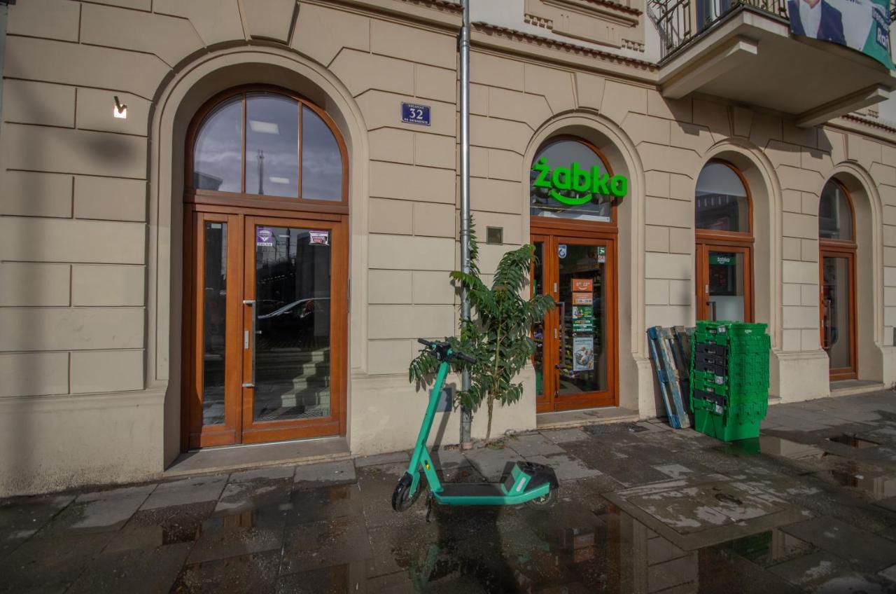 Inpoint Wielopole 32 Boutique Apartments Old Town&Kazimierz District Cracovia Esterno foto
