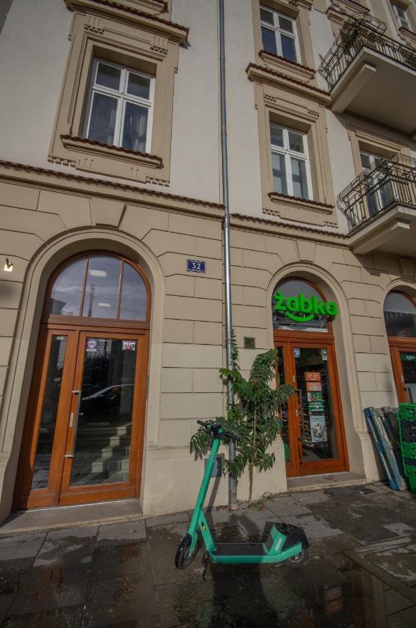 Inpoint Wielopole 32 Boutique Apartments Old Town&Kazimierz District Cracovia Esterno foto