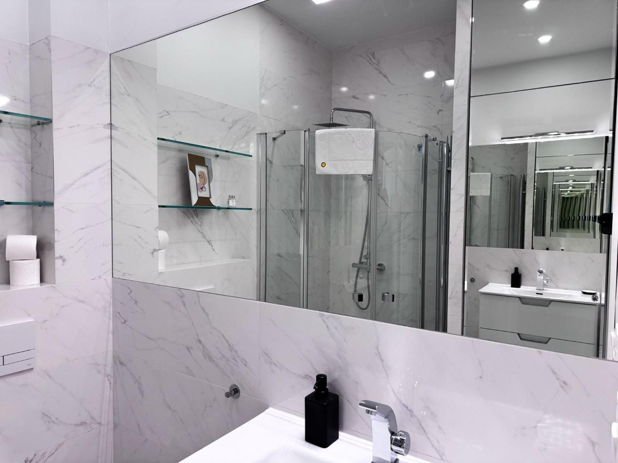 Inpoint Wielopole 32 Boutique Apartments Old Town&Kazimierz District Cracovia Esterno foto